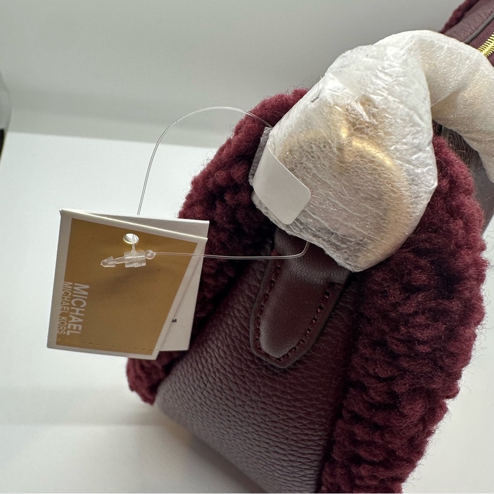 NWT Michael Kors | Oxblood Shearling Carmela Pebbled Leather Pochette Bag $448 - Picture 4 of 7